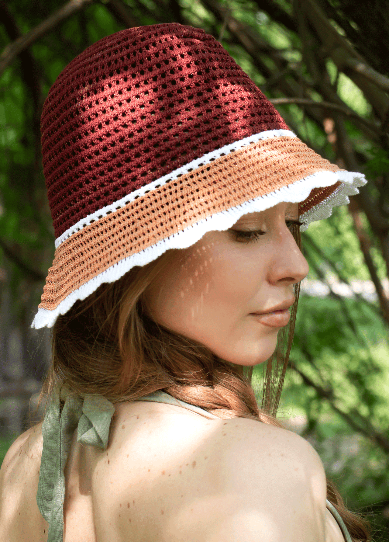 ARLES CROCHETED HAT BROWN & CARAMEL